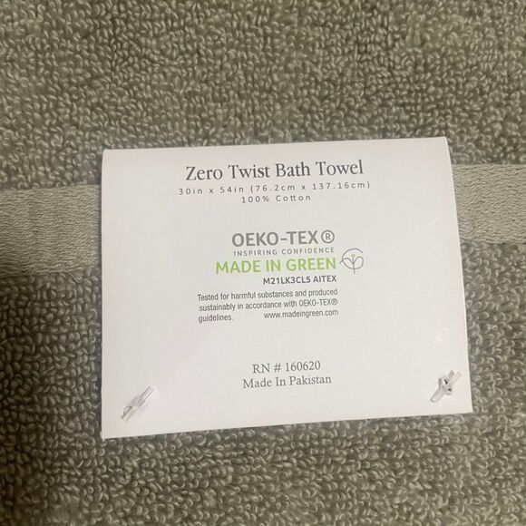 100% Cotton Bath Towel Super Soft Zero Twist 30" x 54"NWT - Picture 5 of 9